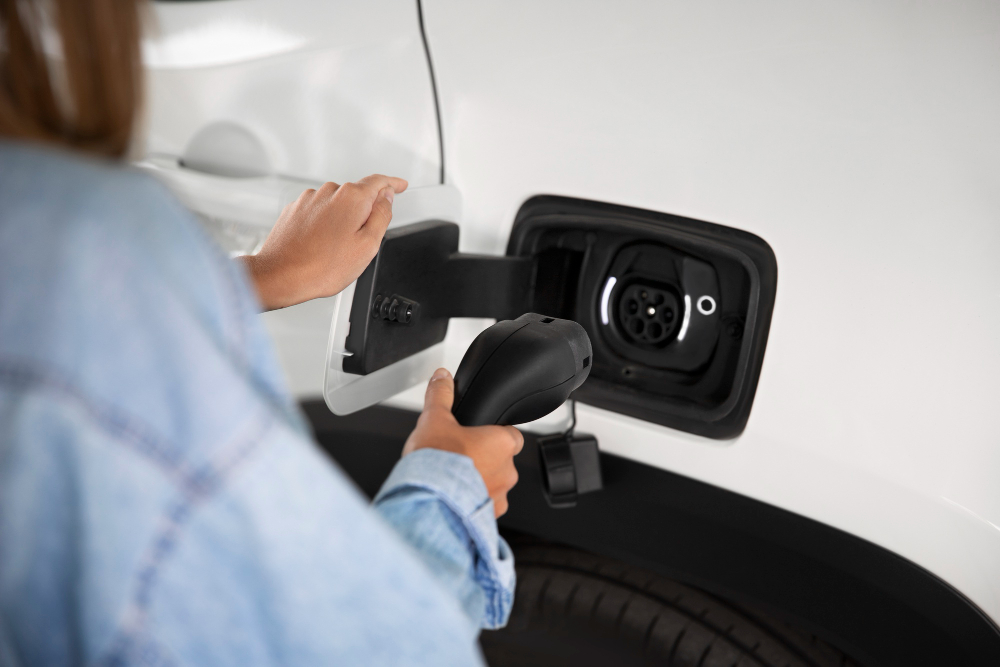 Jakie cechy powinna mieć dobra ładowarka do samochodu elektrycznego?